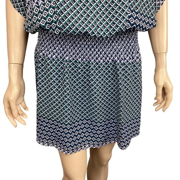 Parker Geometric Print VNeck Ruffle Sleeve Dress Medium Mini Dress Stretch Waist - Picture 9 of 9